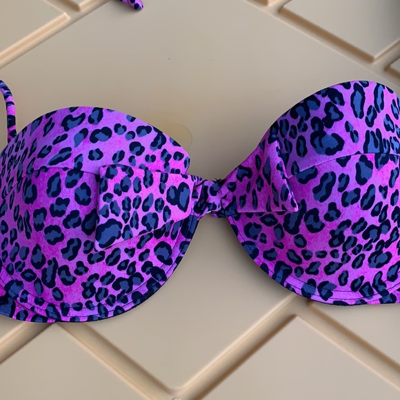 Victoria‘s Secret bathing suit top - Picture 7 of 8